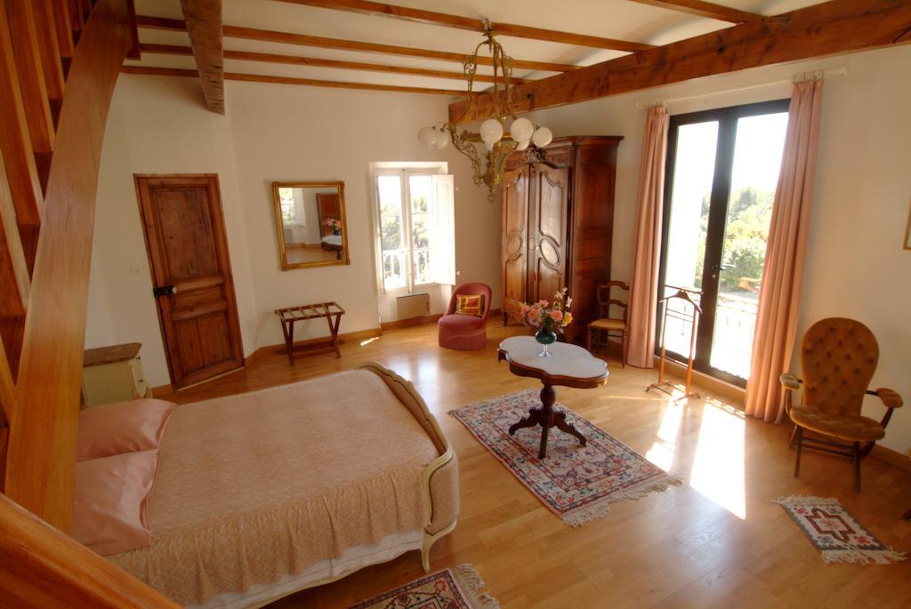 Bed and Breakfast Pavillon De Beauregard Aix-en-Provence Zimmer foto